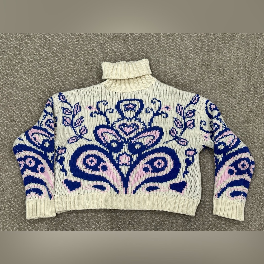 Bershka Cream and Blue Floral Turtleneck Sweater